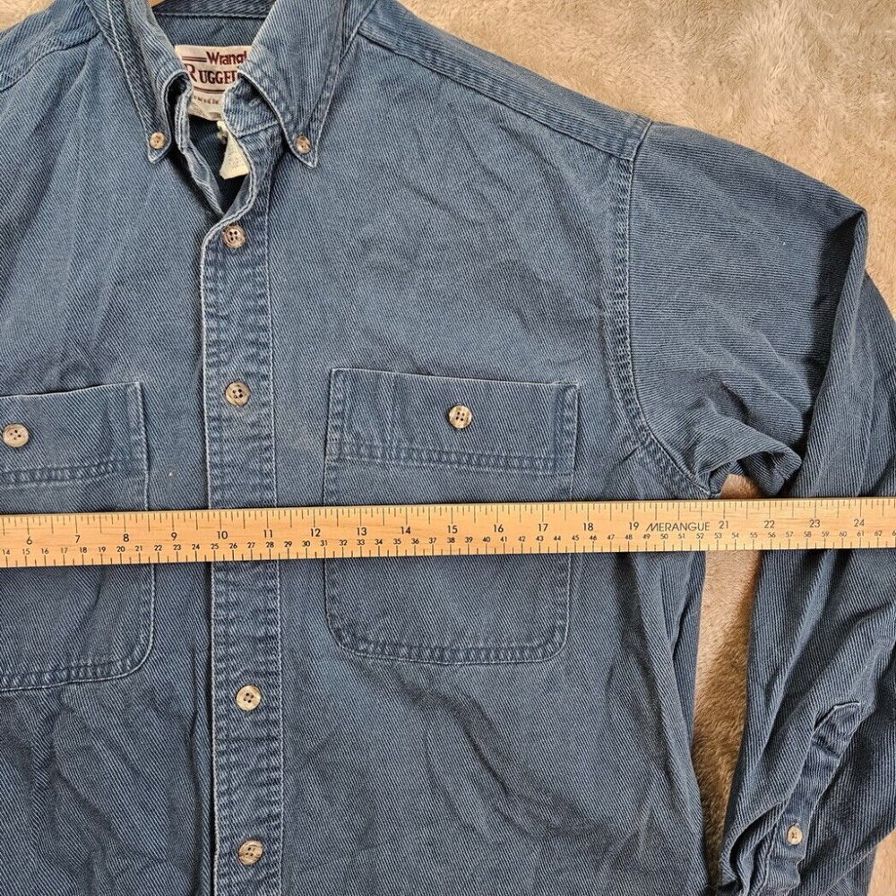 Wrangler Rugged Wear Denim Shirt Men's Size M Blue 100% Cotton Long Sleeve - Picture 3 of 10